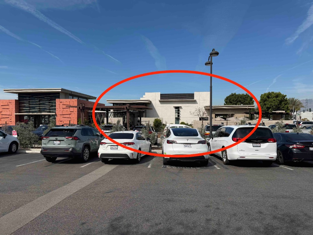 Parking lot in front of the Hua Yuan Hall of Grace